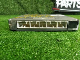 Блок управления efi TOYOTA LAND CRUISER UZJ100 2UZFE 89666-60660 2 ракурс