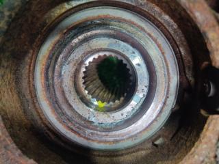 Ступица правая передняя TOYOTA IPSUM ACM26W 2AZFE 43211-44050 5 ракурс