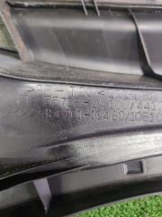 Планка под дворники передняя TOYOTA IPSUM ACM26W 2AZFE 55708-44100 3 ракурс