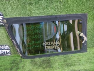 Стекло собачника правое заднее NISSAN ELGRAND AVWE50 QD32ETI 83300-VE000 5 ракурс