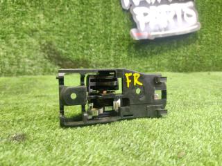 Ручка двери внутренняя правая передняя TOYOTA HARRIER MCU10 1MZFE 69205-48010-C0 3 ракурс