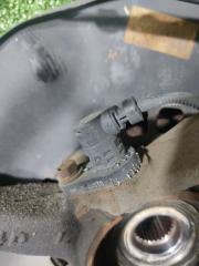 Ступица левая передняя TOYOTA IPSUM ACM21W 2AZFE 43212-44040 5 ракурс