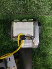 Ремень безопасности левый передний VOLKSWAGEN TOUAREG 7LA AZZ 7L6857705A 2 ракурс