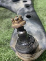 Рычаг правый передний TOYOTA IPSUM ACM26W 2AZFE 48068-49045 4 ракурс