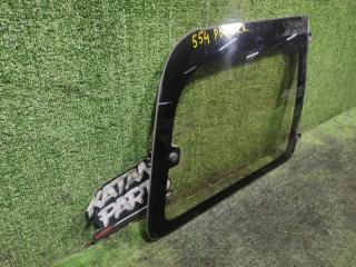Стекло собачника правое заднее MITSUBISHI DELICA PD4W 4G64 MR720116 2 ракурс