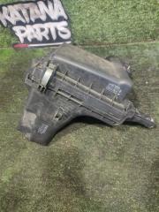 Корпус воздушного фильтра TOYOTA PRIUS ALPHA ZVW41 2ZRFXE 17700-37251 2 ракурс Корпус воздушного фильтра TOYOTA PRIUS ALPHA ZVW41 2ZRFXE 17700-37251 2 ракурс