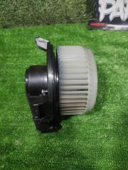 Мотор печки TOYOTA PRIUS ALPHA ZVW41 2ZRFXE 87103-12060 3 ракурс