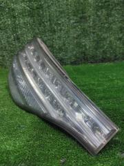 Вставка между стопов левая задняя TOYOTA ESTIMA AHR20 2AZFXE 81591-28240 3 ракурс