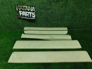 Порожек пластиковый MAZDA MPV 2002