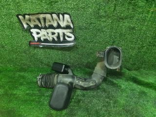 Воздухозаборник TOYOTA ESTIMA AHR20 2AZFXE 17751-28090 3 ракурс Воздухозаборник TOYOTA ESTIMA AHR20 2AZFXE 17751-28090 3 ракурс