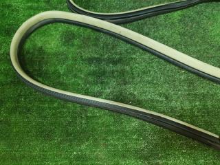 Уплотнительная резинка дверей правая задняя TOYOTA ESTIMA AHR20 2AZFXE 67871-28060-E0 4 ракурс