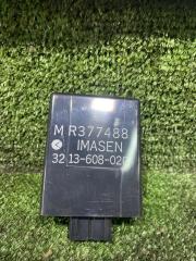 Блок управления 4wd MITSUBISHI PAJERO IO H66W 4G93 MR377488 2 ракурс