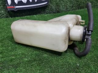 Бачок расширительный передний TOYOTA IPSUM ACM26W 2AZFE 16470-28070 4 ракурс