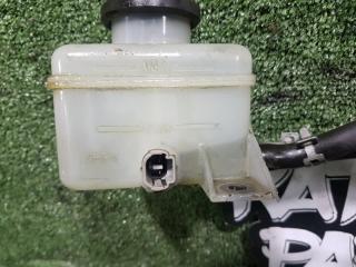 Главный тормозной цилиндр передний TOYOTA IPSUM ACM26W 2AZFE 47201-44130 4 ракурс