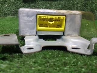 Блок управления airbag передний TOYOTA VISTA CV40 3CT 89170-32031 2 ракурс