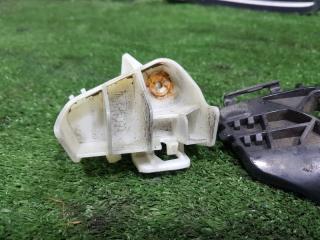 Крепление бампера левое заднее TOYOTA VITZ NSP135 1NRFE 52576-52151 3 ракурс