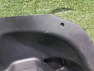 Обшивка багажника правая задняя TOYOTA VITZ NSP135 1NRFE 64730-52420-С0 4 ракурс Обшивка багажника правая задняя TOYOTA VITZ NSP135 1NRFE 64730-52420-С0 4 ракурс