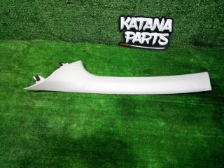Обшивка стойки кузова левая передняя TOYOTA VITZ NSP135 1NRFE 62212-52250-B0 2 ракурс