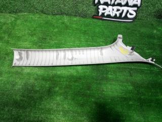 Обшивка стойки кузова левая передняя TOYOTA VITZ NSP135 1NRFE 62212-52250-B0 4 ракурс