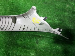 Обшивка стойки кузова левая передняя TOYOTA VITZ NSP135 1NRFE 62212-52250-B0 5 ракурс