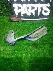Петля капота передняя TOYOTA DUET M100A EJVE 53401-87701 3 ракурс