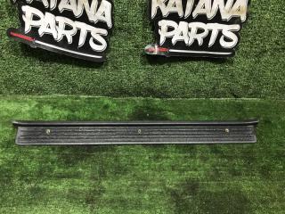 Порожек пластиковый передний левый SUZUKI ESCUDO 1996