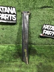 Накладка на стойку кузова правая передняя SUZUKI ESCUDO TD31W RFT 76171-56B00 3 ракурс Накладка на стойку кузова правая передняя SUZUKI ESCUDO TD31W RFT 76171-56B00 3 ракурс