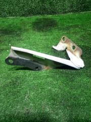 Петля капота передняя NISSAN ELGRAND AVWE50 QD32ETI 65400-VE000 4 ракурс Петля капота передняя NISSAN ELGRAND AVWE50 QD32ETI 65400-VE000 4 ракурс