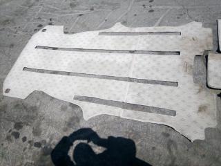 Коврики комплект TOYOTA ALPHARD MNH15W 1MZFE 4 ракурс