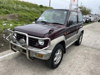Уплотнительная резинка багажника задняя MITSUBISHI PAJERO JUNIOR H57A 4A31 MR180084 3 ракурс
