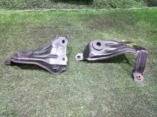 Крепление радиатора HONDA CR-V RE4 K24A 74171-SWA-A00 2 ракурс