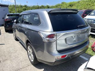 Уплотнительная резинка багажника задняя MITSUBISHI OUTLANDER GF7W 4J11 5815A067 5 ракурс