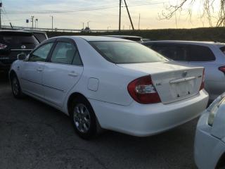 Защита двигателя левая передняя TOYOTA CAMRY ACV30 2AZFE 53737-28020 4 ракурс