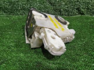 Замок двери левый передний HONDA CR-V RE4 K24A 72150-SWA-Q01 2 ракурс