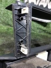 Воздуховод NISSAN FUGA KY51 VQ37VHR 68750-1ME0B 5 ракурс Воздуховод NISSAN FUGA KY51 VQ37VHR 68750-1ME0B 5 ракурс