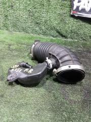 Патрубок воздушного фильтра правый передний NISSAN FUGA KY51 VQ37VHR 16576-1MA0A 5 ракурс
