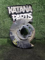 Кожух тормозного диска правый задний NISSAN FUGA KY51 VQ37VHR 44020-1MB6A 3 ракурс Кожух тормозного диска правый задний NISSAN FUGA KY51 VQ37VHR 44020-1MB6A 3 ракурс