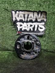 Кожух тормозного диска левый задний DAIHATSU ATRAI, HIJET S331G KFDET 47044-97504 2 ракурс Кожух тормозного диска левый задний DAIHATSU ATRAI, HIJET S331G KFDET 47044-97504 2 ракурс