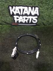 Тросик лючка бака TOYOTA ESTIMA ACR55W 2AZFE 77037-28080 2 ракурс Тросик лючка бака TOYOTA ESTIMA ACR55W 2AZFE 77037-28080 2 ракурс