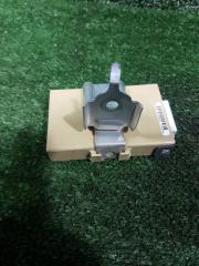 Электронный блок TOYOTA ALPHARD GGH20W 2GRFE 89111-58020 3 ракурс