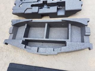 Обшивка багажника задняя MAZDA CX-5 KE2FW SHVPTS KD456883XA02 3 ракурс Обшивка багажника задняя MAZDA CX-5 KE2FW SHVPTS KD456883XA02 3 ракурс