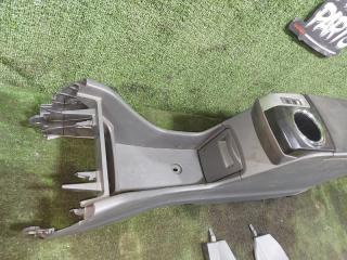Бардачок между сиденьями TOYOTA PRIUS ALPHA ZVW41 2ZRFXE 58810-47040-B0 3 ракурс