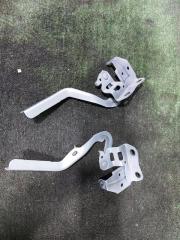 Петля капота TOYOTA PRIUS ALPHA ZVW41 2ZRFXE 53410-47100 3 ракурс