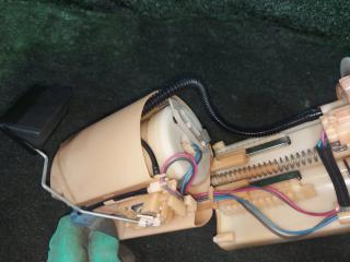 Топливный насос TOYOTA PRIUS ALPHA ZVW41 2ZRFXE 77020-47100 2 ракурс