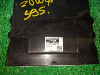 Электронный блок TOYOTA PRIUS ALPHA ZVW41 2ZRFXE 89681-47350 2 ракурс