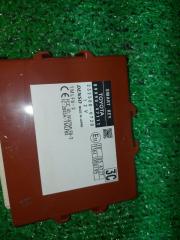 Блок иммобилайзера TOYOTA PRIUS ALPHA ZVW41 2ZRFXE 89990-47111 2 ракурс