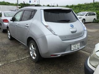 Уплотнительная резинка дверей правая передняя NISSAN LEAF ZE0 EM61 808303NA0A 5 ракурс