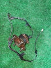 Ступица правая задняя TOYOTA PRIUS NHW11 1NZFXE 42450-47020 2 ракурс