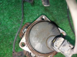Ступица правая задняя TOYOTA PRIUS NHW11 1NZFXE 42450-47020 3 ракурс