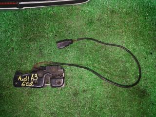 Замок капота AUDI A3 8PA CAX 8P0823509K 2 ракурс Замок капота AUDI A3 8PA CAX 8P0823509K 2 ракурс